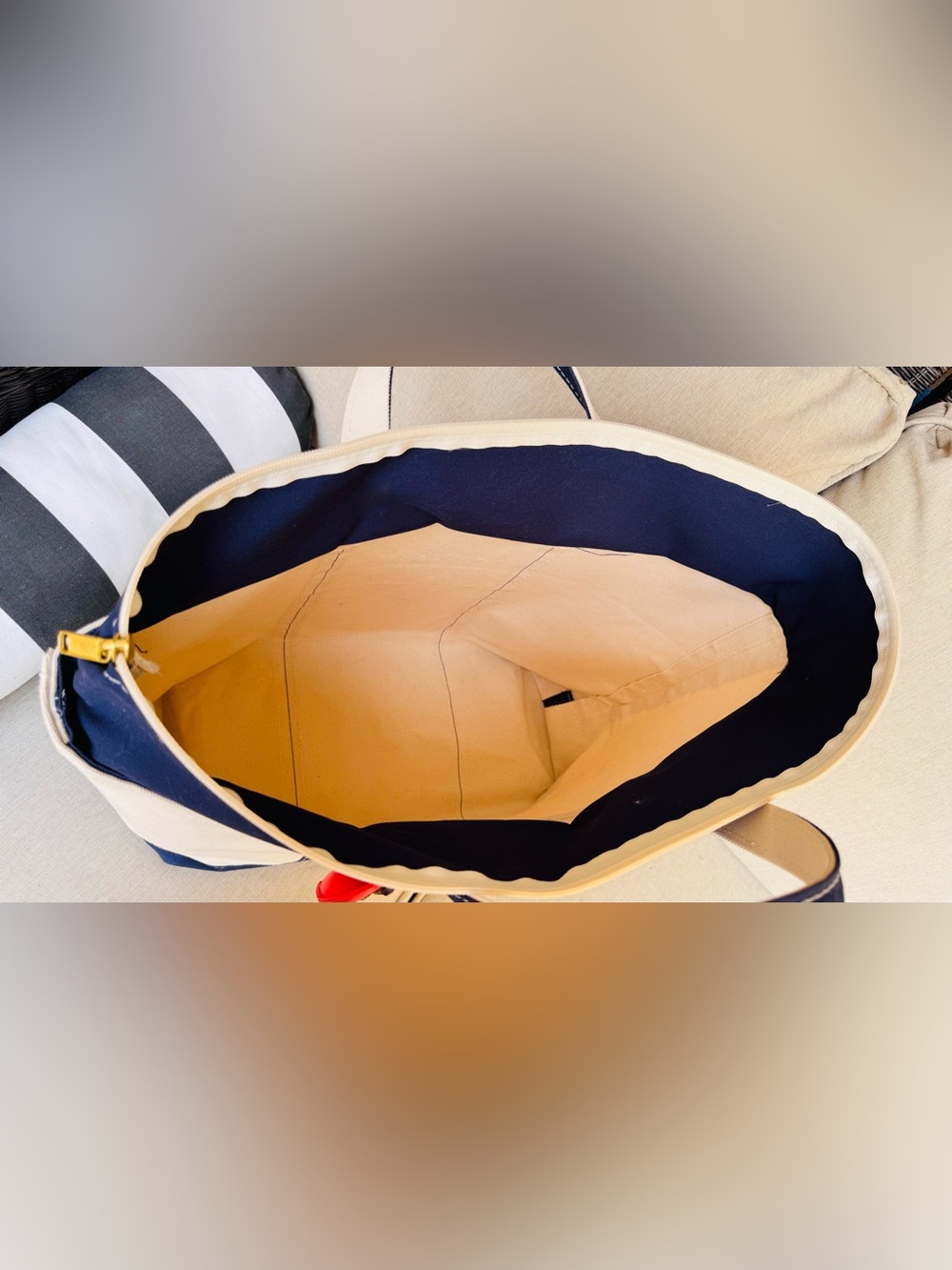 L.L. Bean Boat and Tote Zip Top with Navy Trim, Large - Picture 10 of 16
